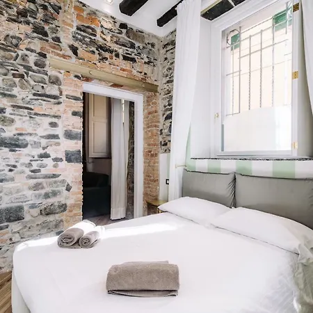 Antica Roma - The House Of Travelers
